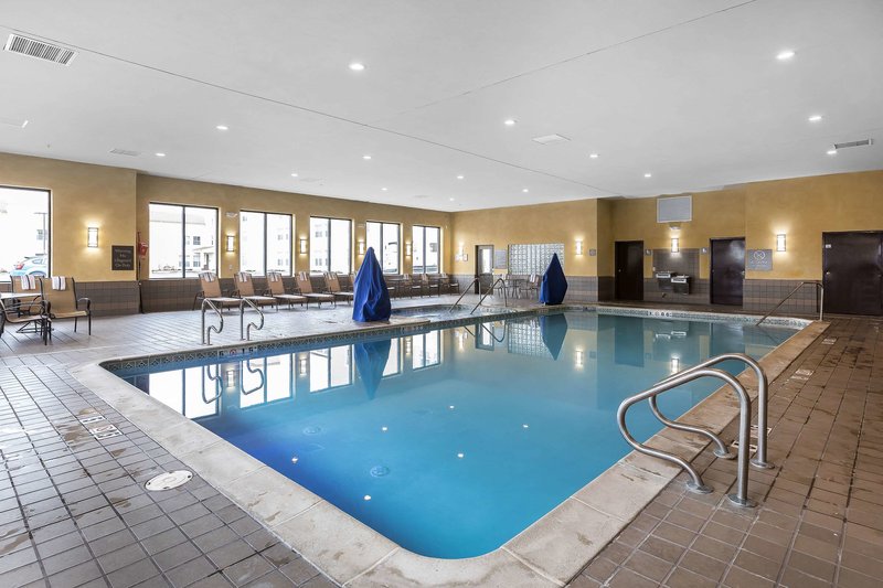 comfort inn and suites