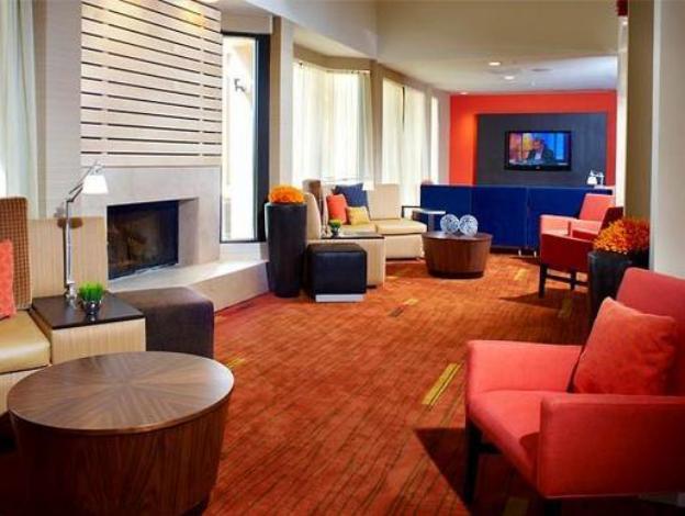 courtyard by marriott louisville east