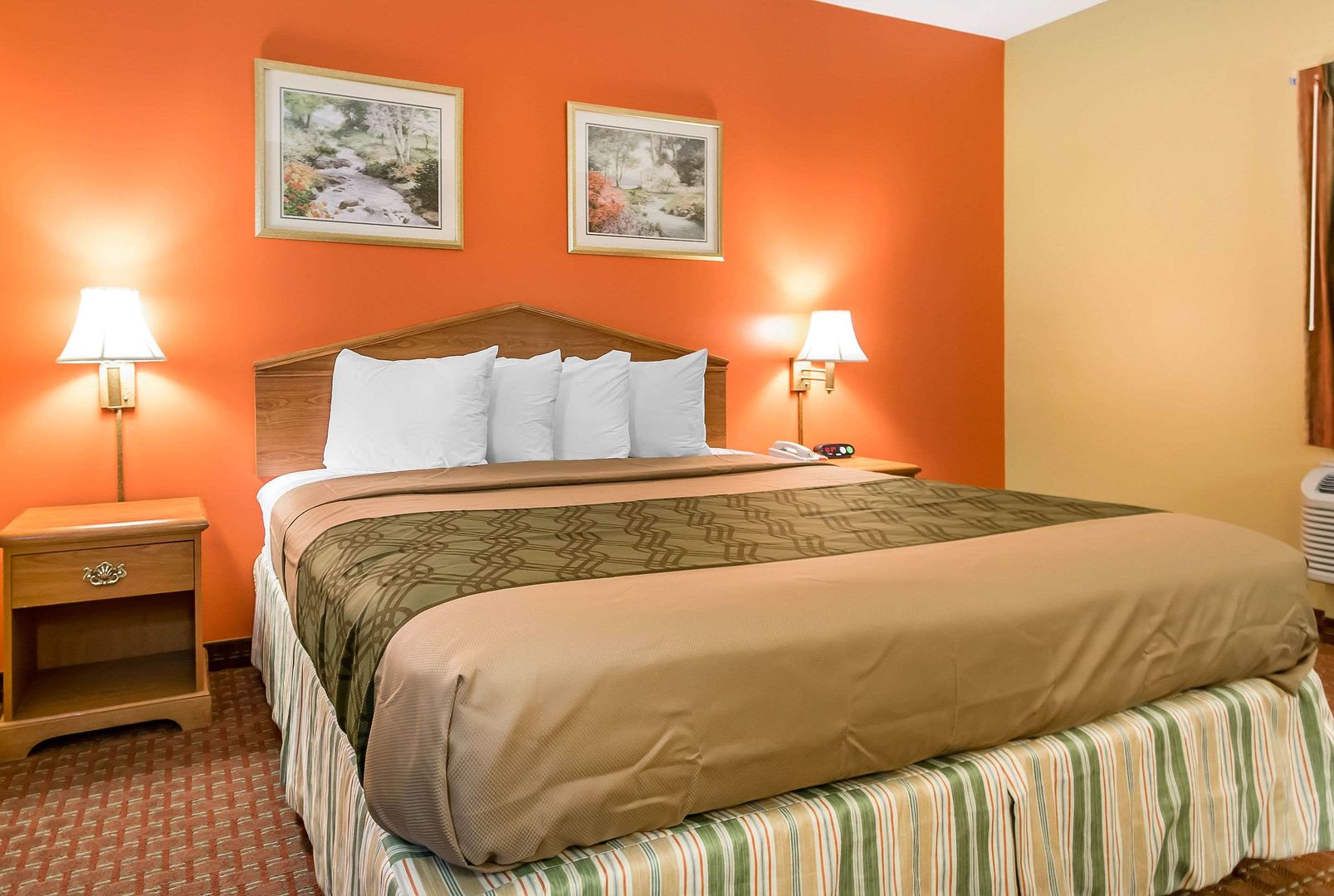 econo lodge louisville airport