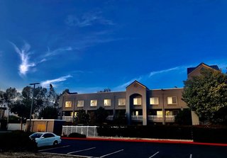 Surestay Hotel By Best Western Ontario Airport,San Bernardino>>Ontario,3 star