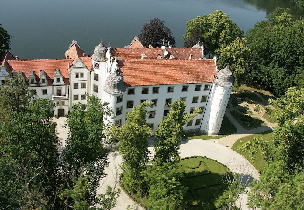 schlosshotel podewils