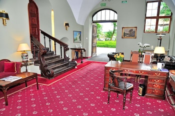 Schlosshotel Podewils,Koszalin>>Gmina Polanów,3 star
