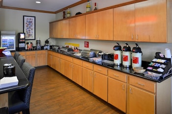 towneplace suites by marriott warren