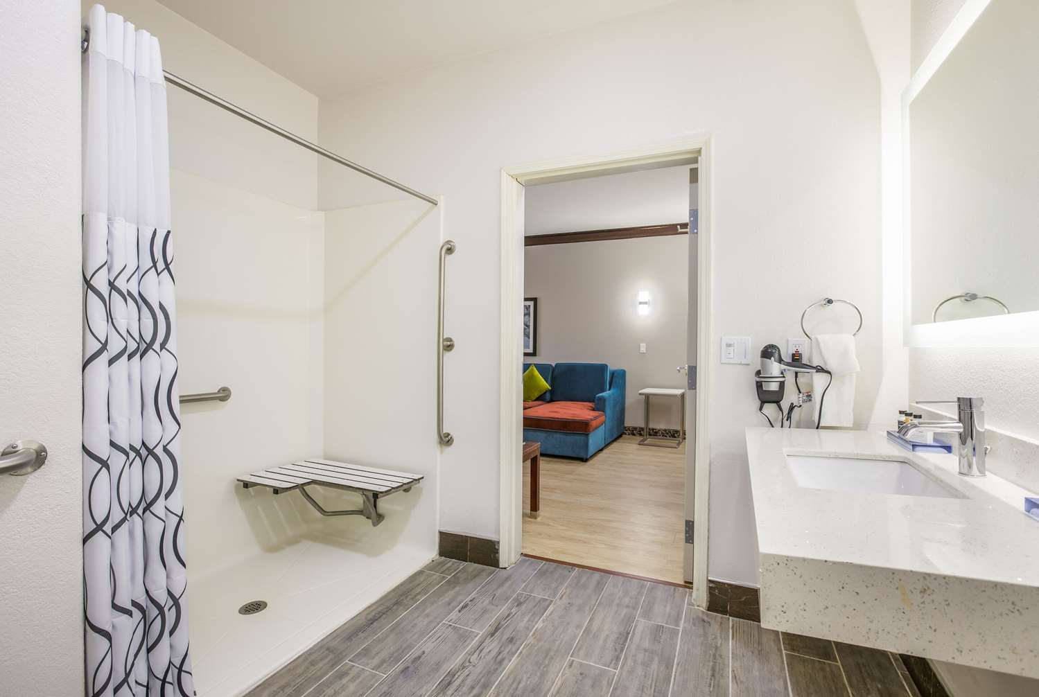 the leo collection detroit ascend hotel collection