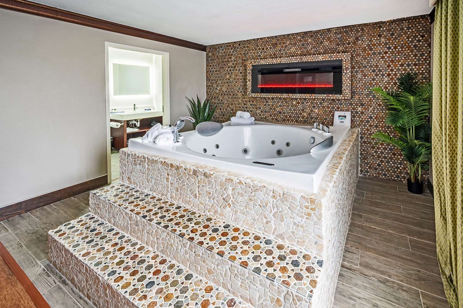 the leo collection detroit ascend hotel collection