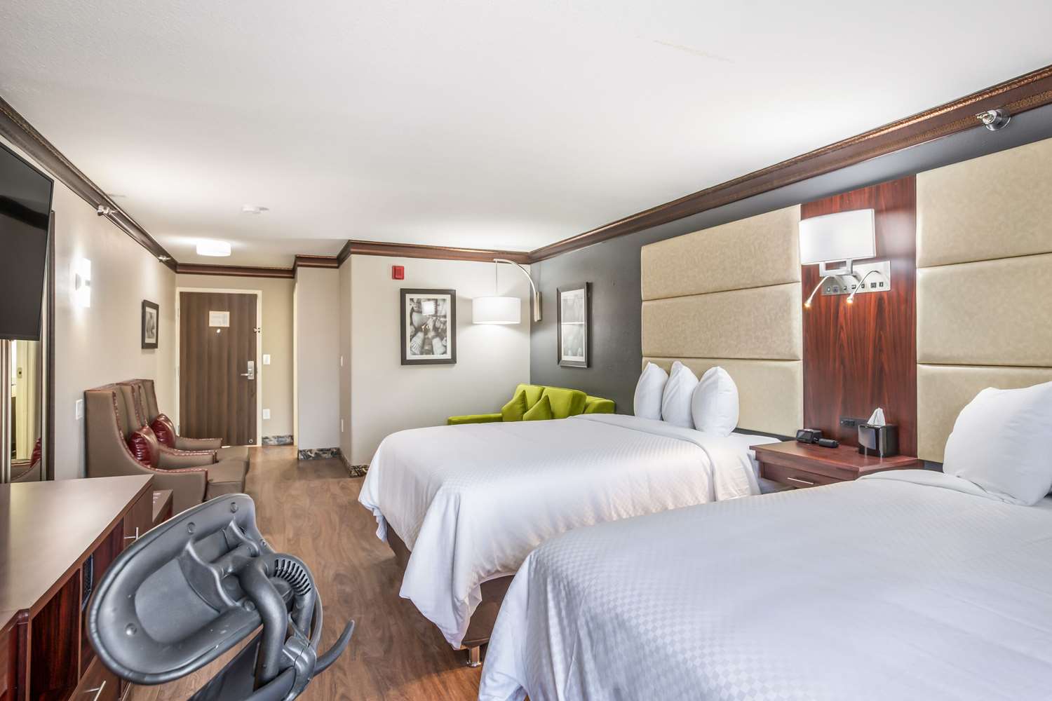 the leo collection detroit ascend hotel collection