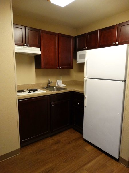 extended stay america suites detroit auburn hills feathersto