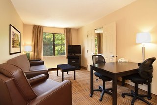 extended stay america suites detroit auburn hills feathersto