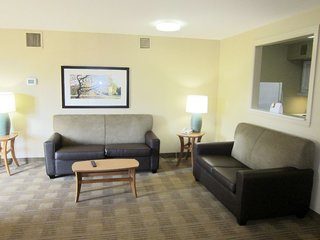 extended stay america suites detroit auburn hills feathersto