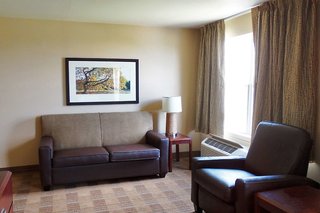 extended stay america suites detroit auburn hills feathersto