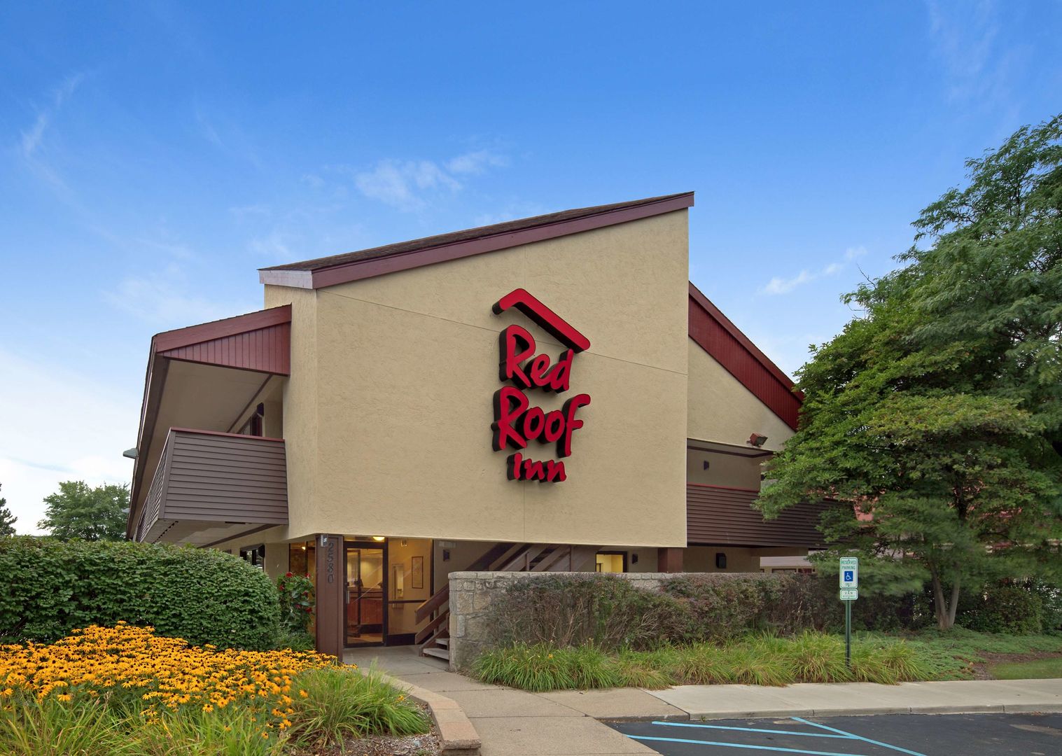 red roof inn detroit rochester hills auburn hills