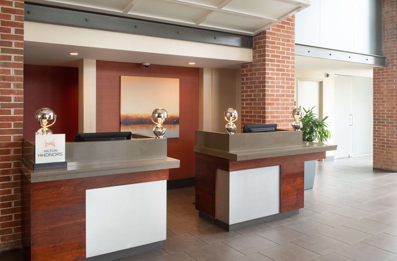 doubletree by hilton hotel and suites charleston airport
