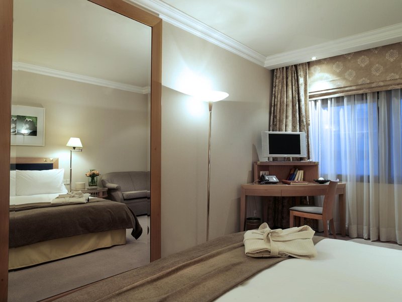 athens marriott hotel