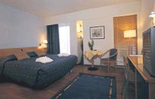 Tropical Hotel,Athens>>Alimos,4 star