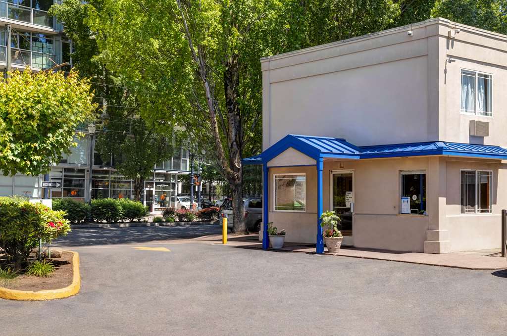 motel 6 portland or downtown