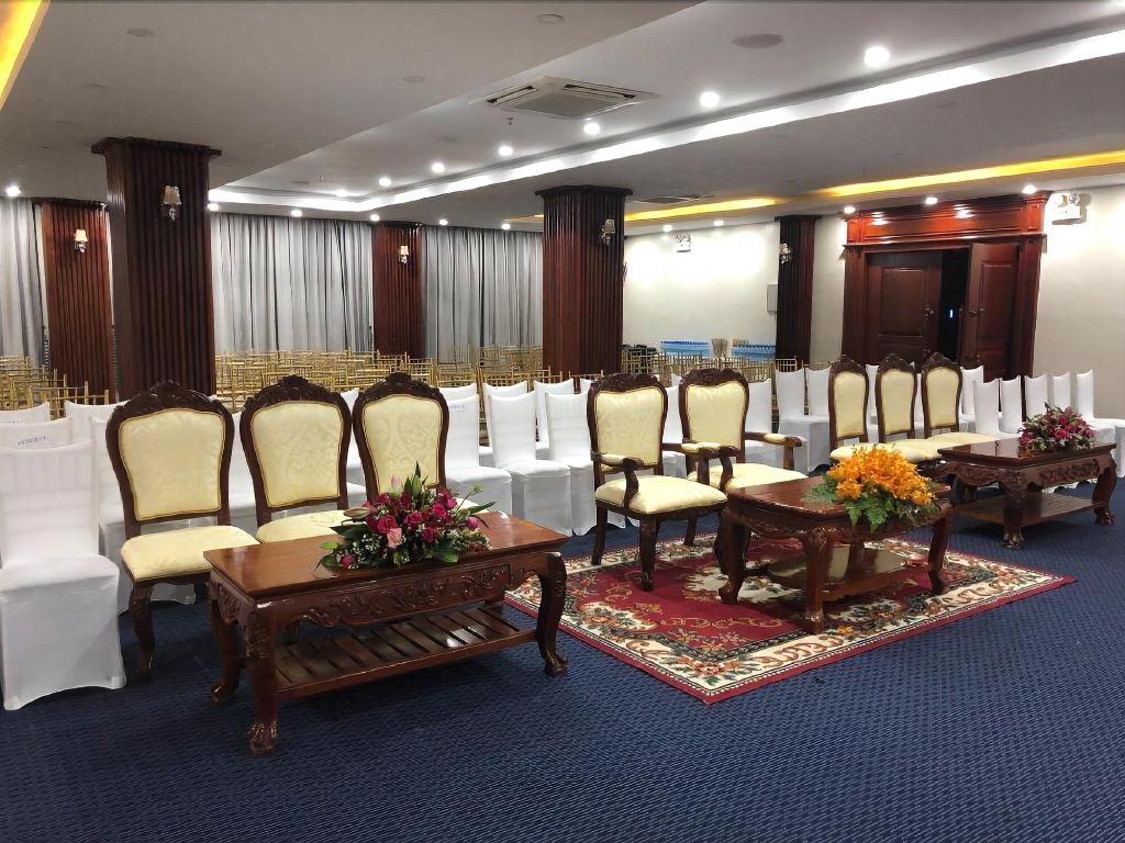 kampong thom royal hotel and restaurant