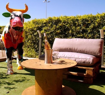 the originals city hotel porte de geneve annemasse sud