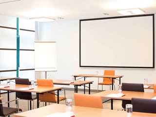 Ibis Lausanne Crissier,Lausanne>>Crissier,3 star