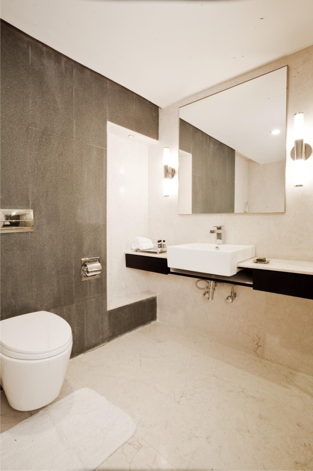 hotel mint ebony