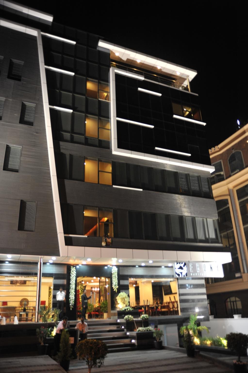 hotel mint ebony