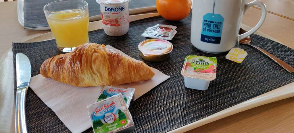 kyriad geneve saint genis pouilly