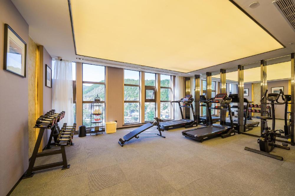 atour hotel zaoyuan yanan