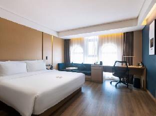 atour hotel zaoyuan yanan