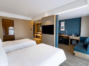atour hotel zaoyuan yanan