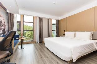 atour hotel zaoyuan yanan