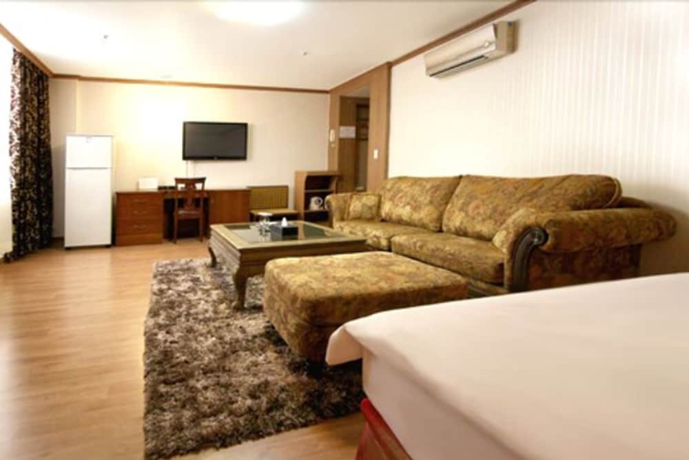 olympic hotel