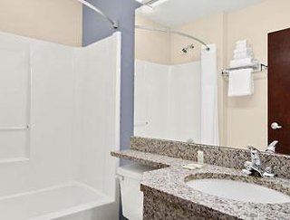 Microtel Inn & Suites By Wyndham Greenville / Woodruff Rd,Greenville - Spartanburg>>Greenville,2 star