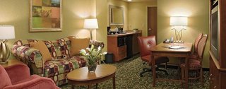 Embassy Suites By Hilton St. Louis St. Charles,Earth City>>Alton,4 star