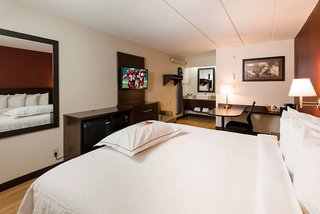 Red Roof Plus+ St Louis - Forest Park/ Hampton Ave,St. Louis>>Clayton,3 star