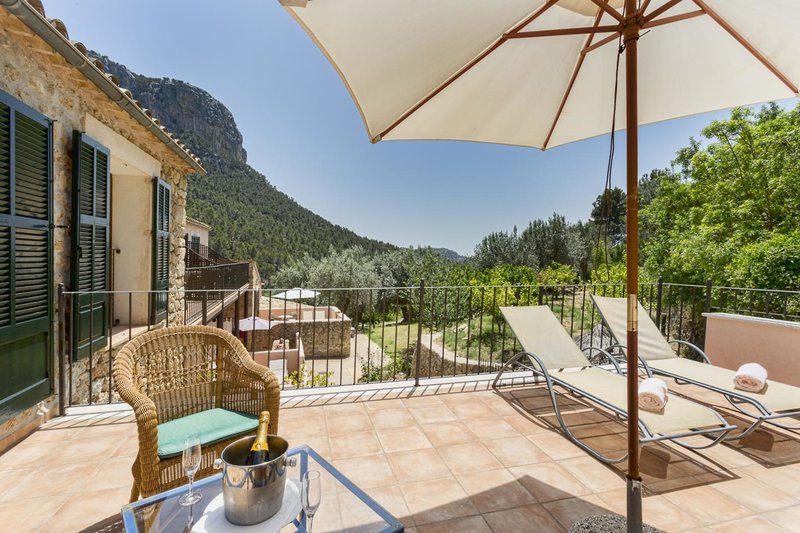 hotel rural solivaret and spa