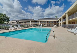 red roof inn wilmington nc
