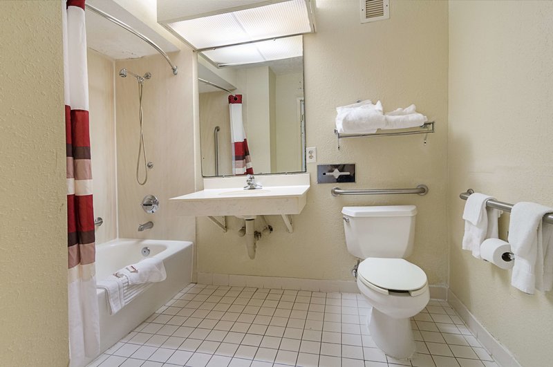 red roof inn wilmington nc