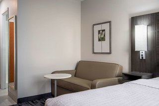 quality inn and suites winnipeg