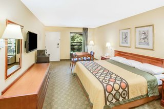 super 8 by wyndham diberville biloxi area