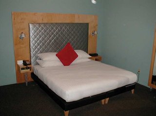 Moderne Hotel,Nutley>>New York,4 star