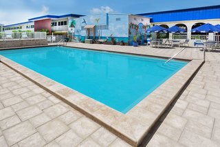 Days Inn By Wyndham Fort Myers Springs Resort,Fort Myers>>Estero,3 star