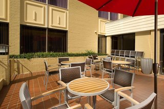 American Inn Of Bethesda,Friendship Village>>Bethesda,3 star