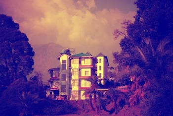 aaroham by aamod dharamshala