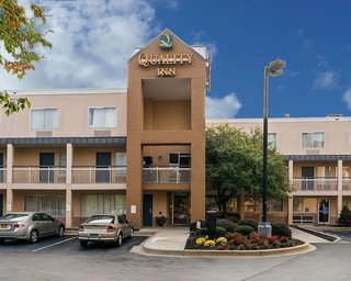 Quality Inn,Bear>>Aston,3 star