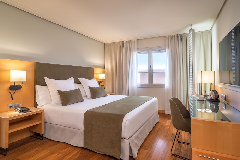 barcelo murcia siete coronas