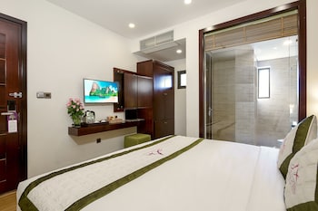 alani hotel and spa