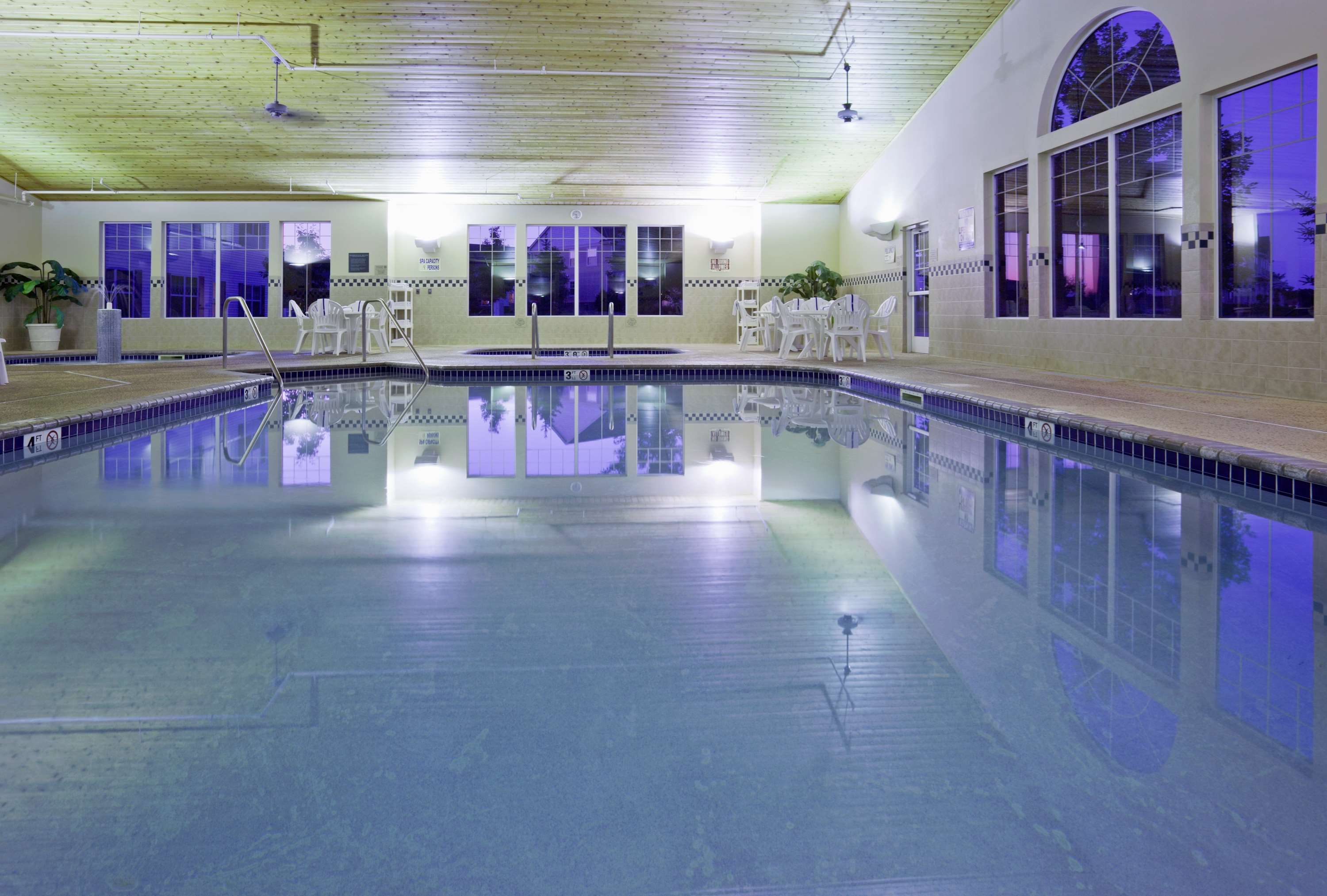 country inn and suites by radisson albertville near outlet mall