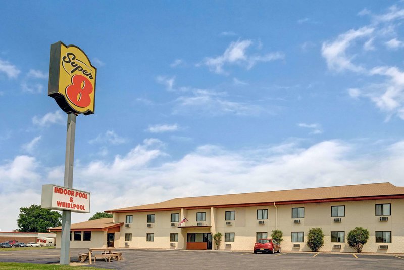 super 8 by wyndham buffalo
