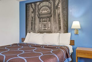 super 8 by wyndham buffalo