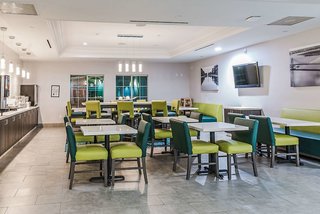 la quinta inn and suites by wyndham tomball