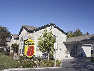 creekside inn and suites
